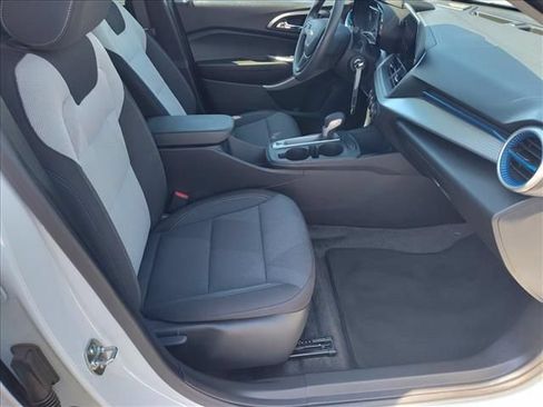 Certified 2026 Chevrolet Trax LS w/ LS Convenience Package FWD image 12