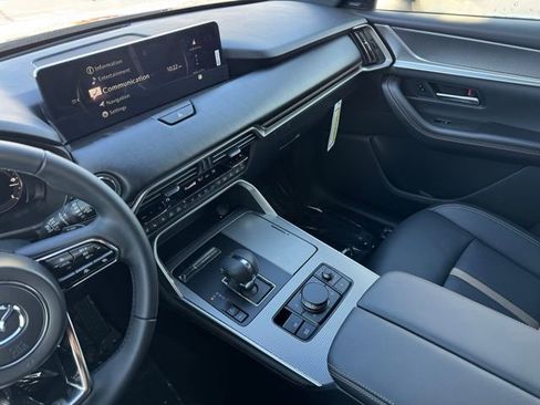 New 2026 MAZDA CX-90 3.3 Turbo w/ Premium Plus Pkg image 17