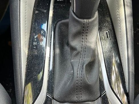 Used 2020 Toyota Corolla SE FWD image 25