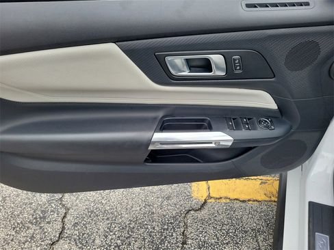 Certified 2025 Ford Mustang Premium image 10