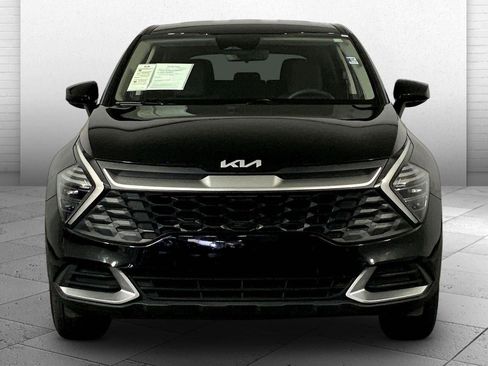 Used 2025 Kia Sportage LX AWD/4WD image 2