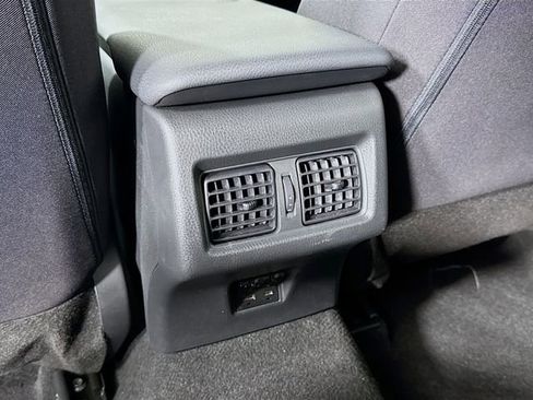 Used 2025 Toyota Camry LE AWD/4WD image 25