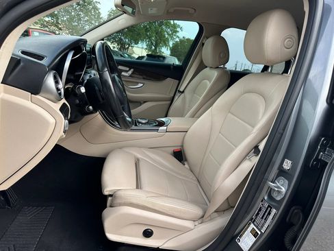 Used 2017 Mercedes-Benz GLC 300 w/ Premium 1 Package image 13