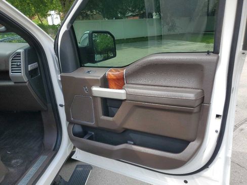 Used 2015 Ford F150 King Ranch w/ Equipment Group 601A Luxury image 41