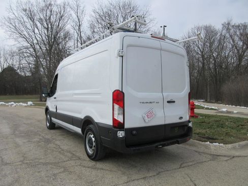 Used 2015 Ford Transit 150 150 Van Med. Roof w/Sliding Pa image 25