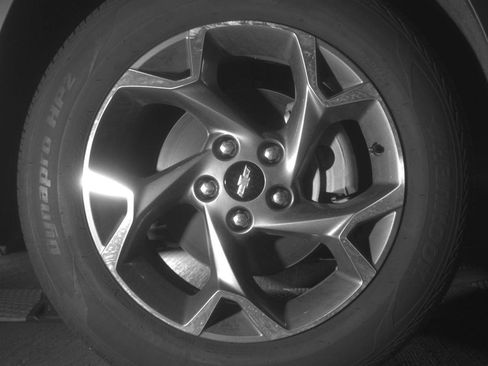 Used 2025 Chevrolet Trax LT w/ LT Convenience Package FWD image 10