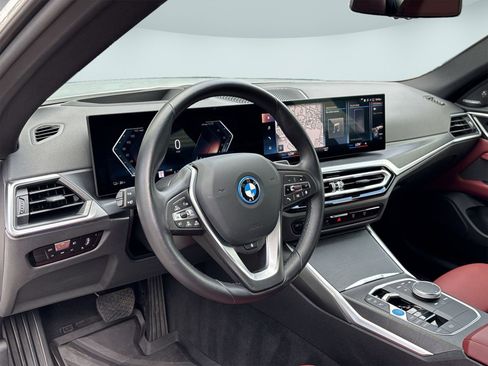 Certified 2023 BMW i4 eDrive35 RWD image 4