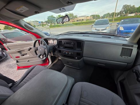 Used 2007 Dodge Ram 1500 Truck ST w/ V6 Value Group RWD image 17
