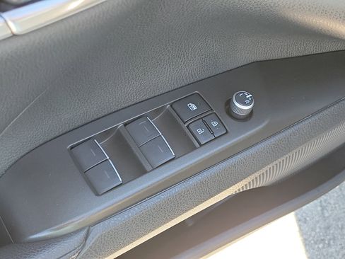 Used 2023 Toyota Camry XSE image 21