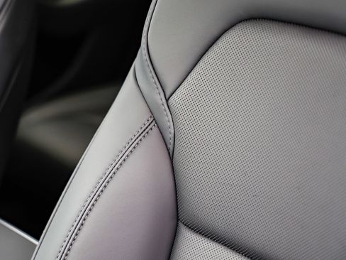 Used 2026 Tesla Model Y Long Range image 25