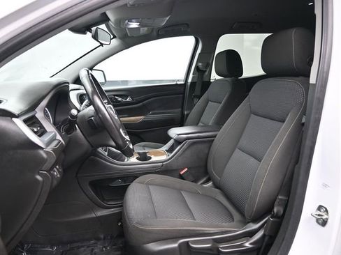 Used 2020 GMC Acadia SLE image 18