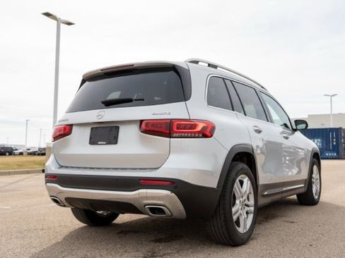 Used 2023 Mercedes-Benz GLB 250 4MATIC image 7