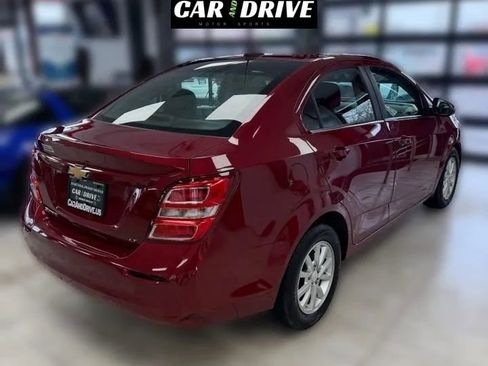 Used 2020 Chevrolet Sonic LT image 3