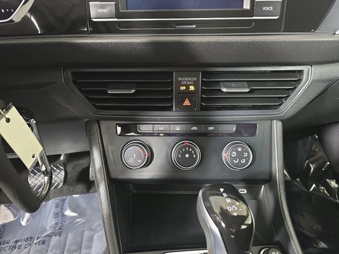 Used 2024 Volkswagen Jetta S FWD image 17