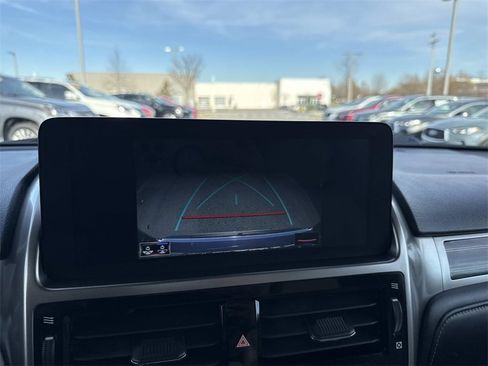 Used 2023 Lexus GX 460 Premium image 31