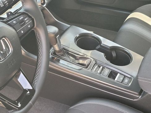 Certified 2025 Honda Civic Sport image 16
