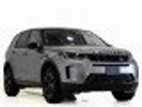 Used 2020 Land Rover Discovery Sport SE image 1