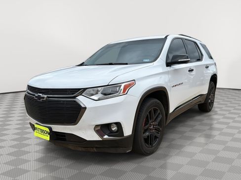 Used 2020 Chevrolet Traverse Premier w/ Redline Edition FWD image 4