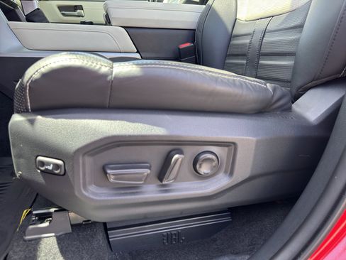 Used 2024 Toyota Tundra Capstone AWD/4WD image 12