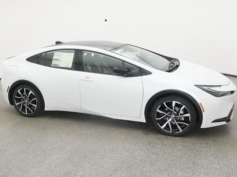 New 2026 Toyota Prius Plug-In Hybrid image 27
