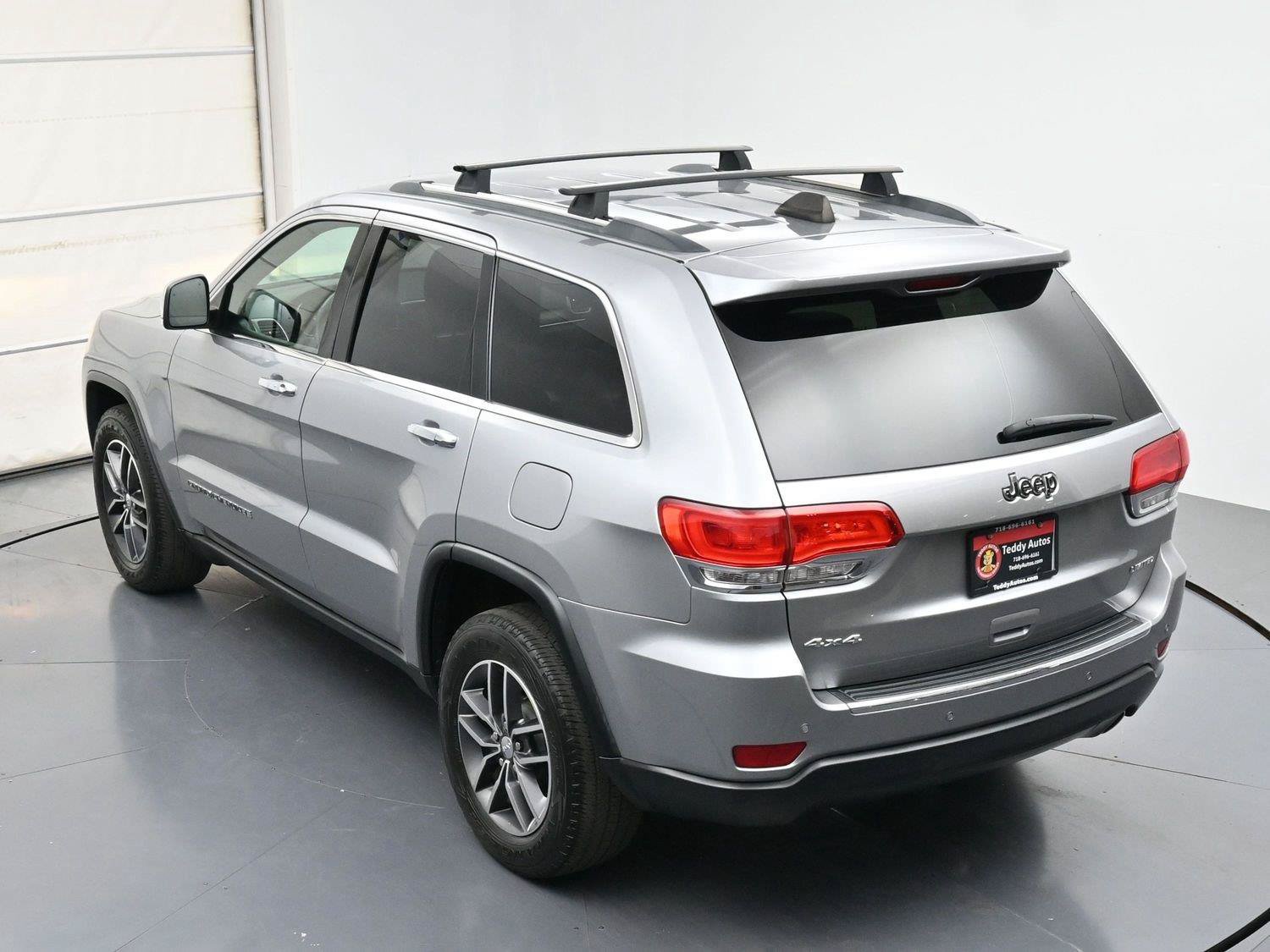 Used 2018 Jeep Grand Cherokee Limited AWD/4WD image 34