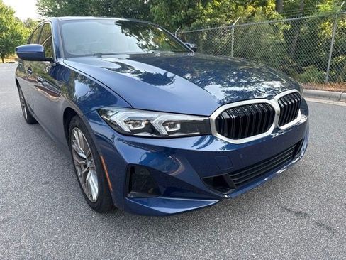 Used 2024 BMW 330i Sedan w/ Premium Package RWD image 3
