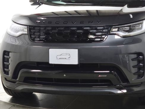 Certified 2023 Land Rover Discovery S R-Dynamic AWD/4WD image 12