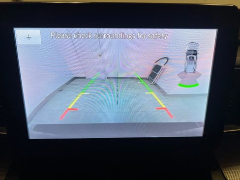 Used 2020 Ford Explorer XLT w/ Equipment Group 202A image 40