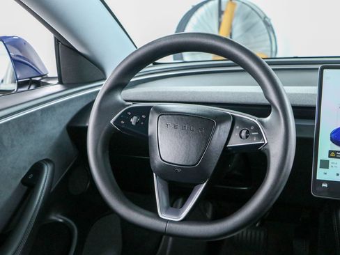 Used 2025 Tesla Model 3 Long Range AWD/4WD image 12