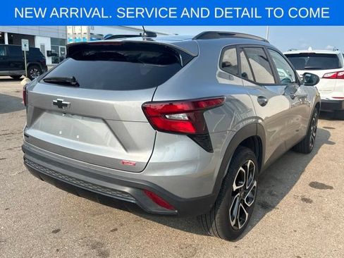 Certified 2024 Chevrolet Trax RS w/ Driver Confidence Package FWD image 8