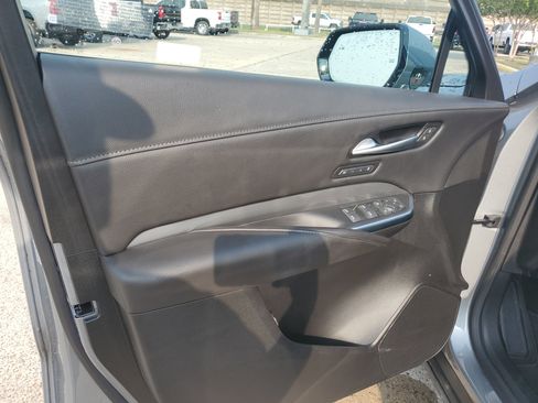 Used 2024 Cadillac XT4 Premium Luxury image 24