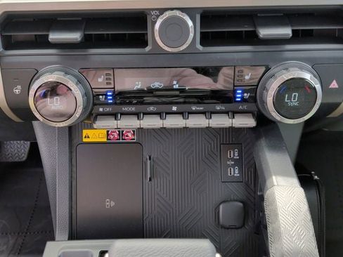 New 2026 Toyota Tacoma 4x4 Double Cab Hybrid image 21