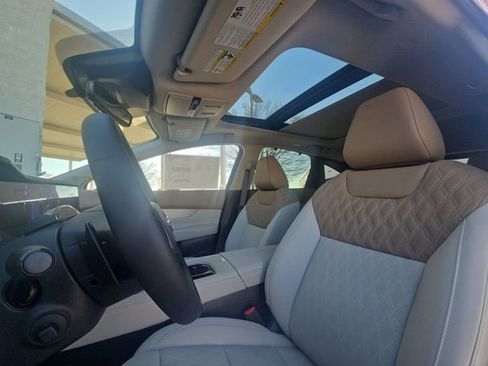 New 2026 Nissan Murano Platinum image 7