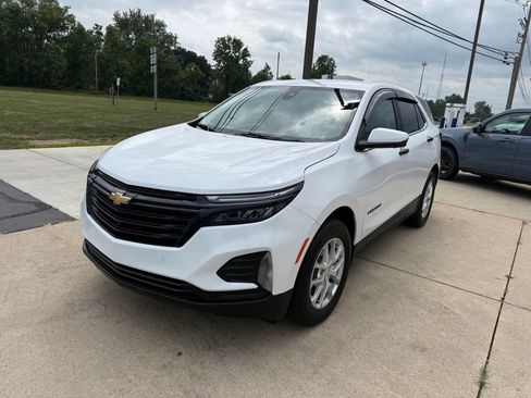Used 2024 Chevrolet Equinox LT AWD/4WD image 7