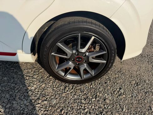 Used 2021 Kia Soul GT-Line FWD image 9