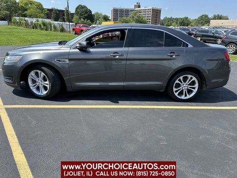 Used 2015 Ford Taurus SEL image 2