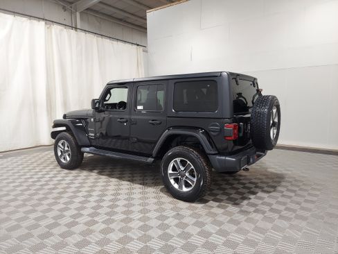 Used 2021 Jeep Wrangler Unlimited Sahara w/ Uconnect 4C Nav & Sound Group image 2