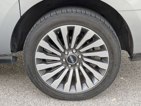 Used 2020 Lincoln Navigator L Reserve image 26