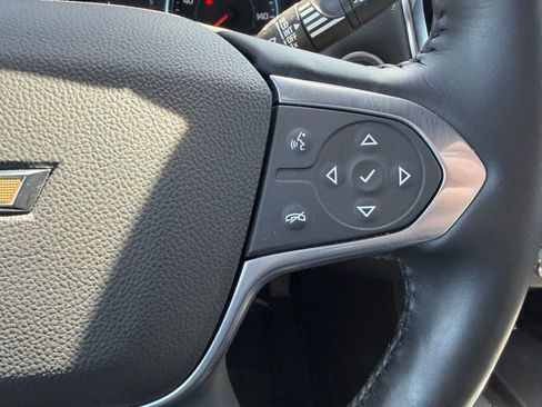 Used 2022 Chevrolet Traverse LT AWD/4WD image 6