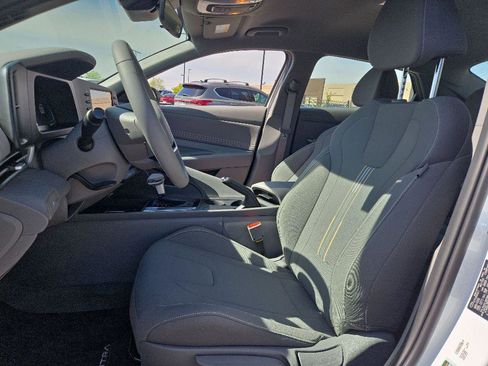 New 2026 Hyundai Elantra Sport FWD image 11