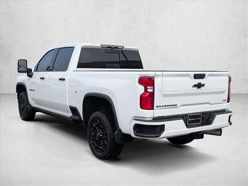 Used 2022 Chevrolet Silverado 2500 LTZ w/ LTZ Plus Package image 7