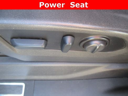 Certified 2022 GMC Sierra 2500 AT4 w/ AT4 Preferred Package image 25