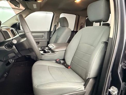 Used 2018 RAM 1500 Classic SLT RWD image 15