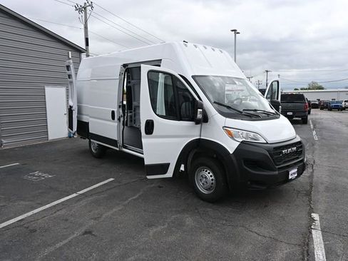 New 2026 RAM ProMaster 3500 w/ Cold Weather Group image 11