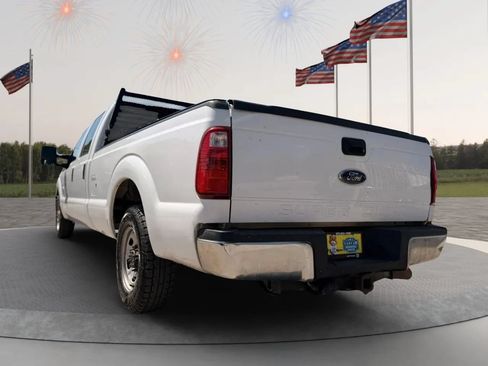 Used 2015 Ford F250 XL w/ Power Equipment Group RWD image 9