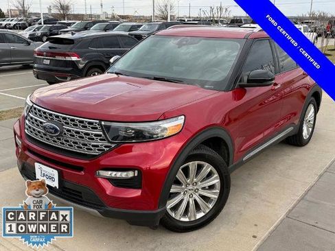 Certified 2022 Ford Explorer Limited w/ Limited Technology Package image 4