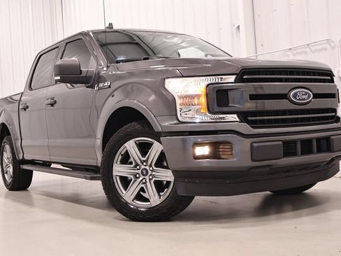 Certified 2018 Ford F150 XLT w/ Equipment Group 302A Luxury RWD image 38