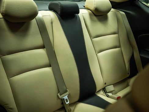 Used 2015 Honda Accord EX-L image 10