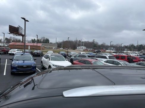 Used 2016 Lexus GX 460 image 4