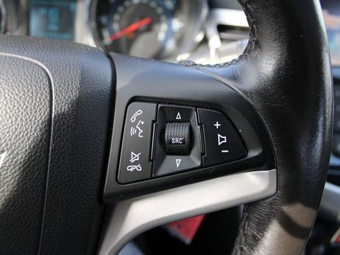 Used 2014 Chevrolet Cruze LT w/ Sun, Sound and Sport Package image 18
